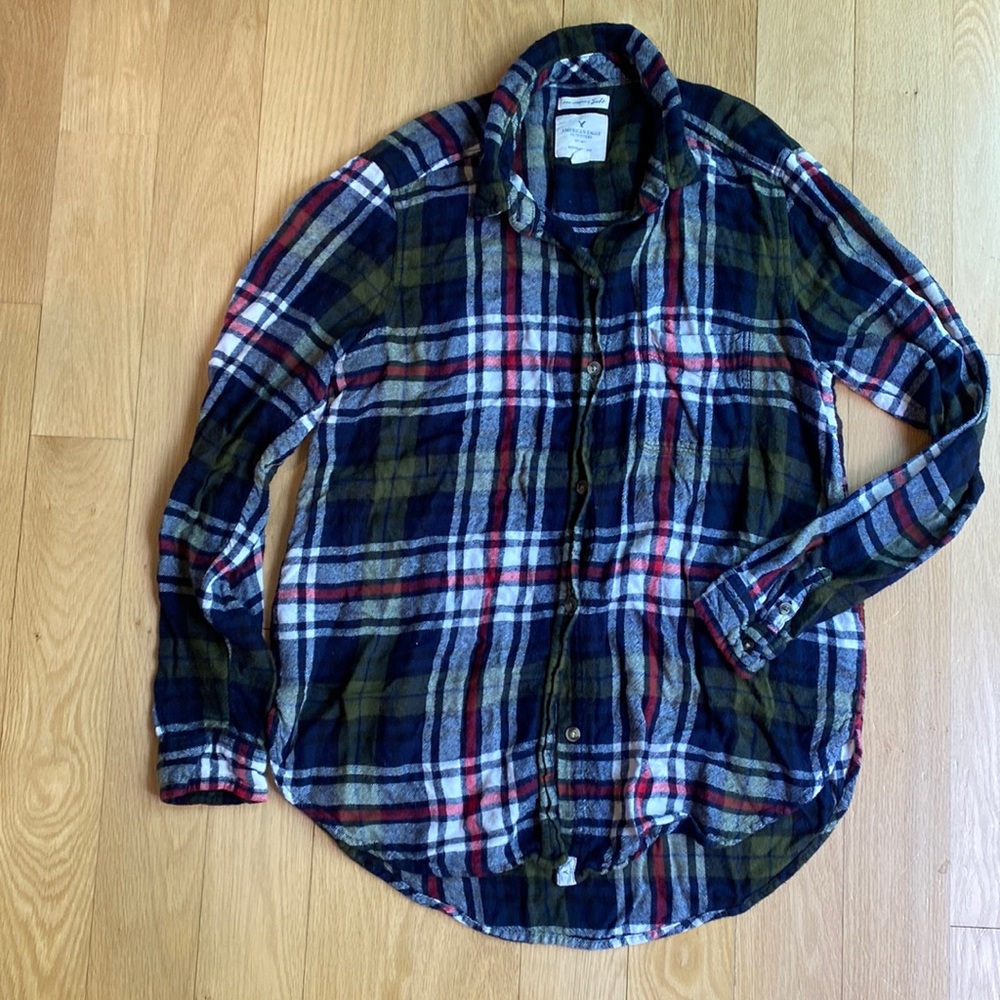 American Eagle Amazingly Soft Boyfriend Fit Flannel